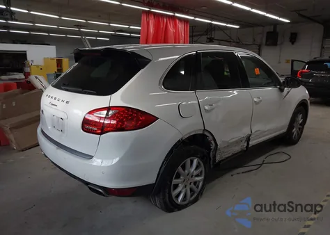 2013 Porsche Cayenne из США, поврежденный, VIN WP1AA2A25DLA03850